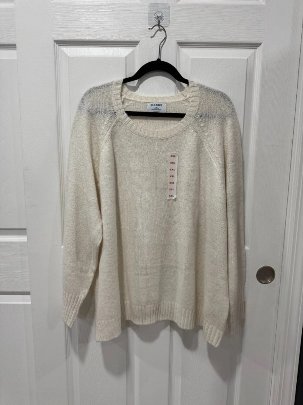Old Navy Off white Sweater in XXL